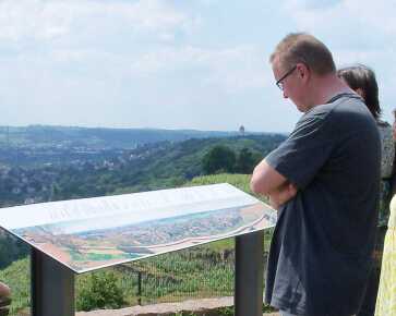 Wycieczki z przewodnikiem